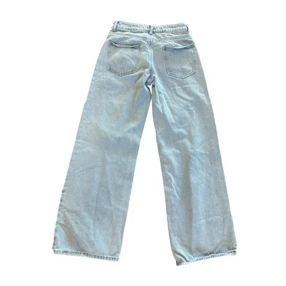 Edikted Light Wash Denim Jeans Womens Size S Casual Straight Leg Blue - Picture 2 of 5
